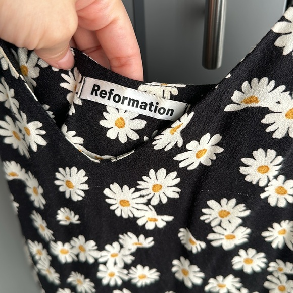 Reformation Marlowe Dress - Floral - Picture 3 of 6